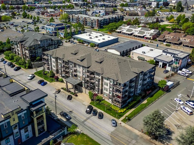 Apartment for sale in Chilliwack, Chilliwack, 207 45893 Chesterfield Avenue, 263176550 | Realtylink.org