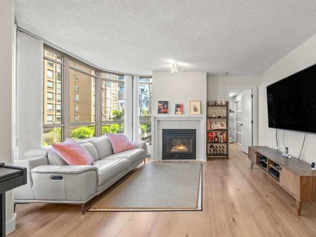 Apartment for sale in Vancouver, Vancouver West, 706 867 Hamilton Street, 263176581 | Realtylink.org