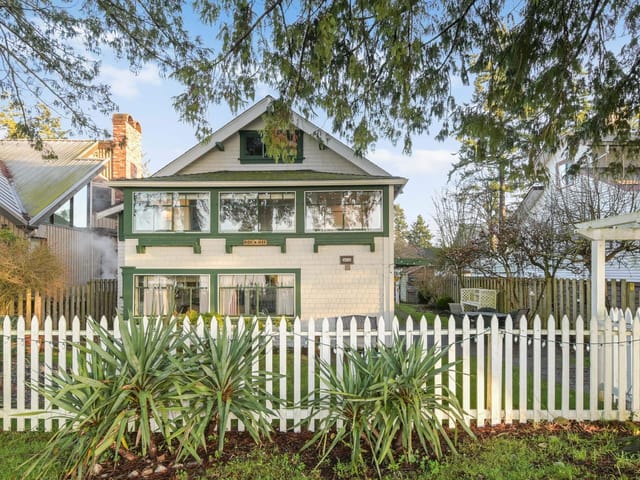 House for rent in Surrey, South Surrey White Rock, LOWER 3043 O'hara Lane, 263176585 | Realtylink.org