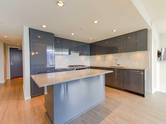 Apartment for sale in Burnaby, Burnaby South, 2808 6700 Dunblane Avenue, 263176597 | Realtylink.org