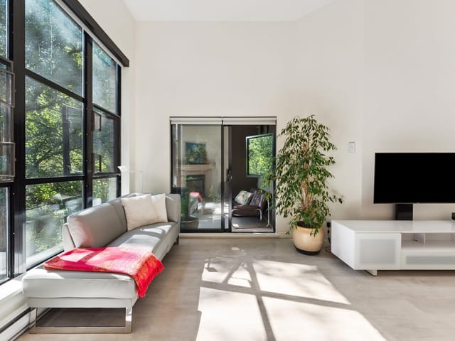 Apartment for sale in Vancouver, Vancouver West, 411 2181 W 10th Avenue, 263176700 | Realtylink.org