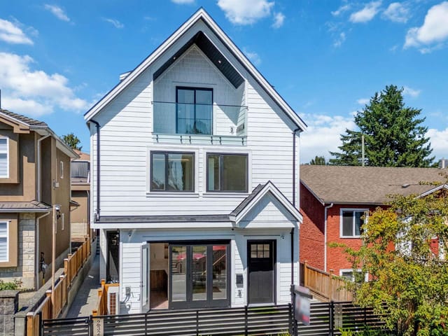 1/2 Duplex for sale in Vancouver, Vancouver East, 2 3271 E Georgia Street, 263176716 | Realtylink.org