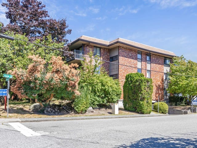 Apartment for sale in Coquitlam, Coquitlam, 301 535 Blue Mountain Street, 263176769 | Realtylink.org
