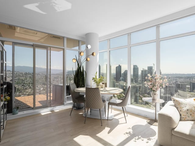 Apartment for sale in Burnaby, Burnaby North, 4010 1788 Gilmore Avenue, 263176810 | Realtylink.org