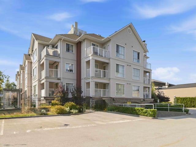 Apartment for sale in Surrey, North Surrey, 107 9951 152 Street, 263176818 | Realtylink.org