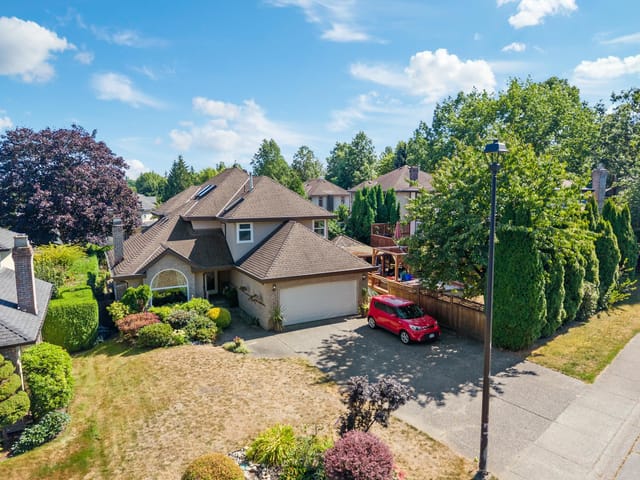 House for sale in Surrey, North Surrey, 16614 Cherryhill Crescent, 263176875 | Realtylink.org