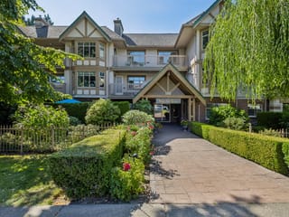 Apartment for sale in North Vancouver, North Vancouver, 505 2059 Chesterfield Avenue, 263176904 | Realtylink.org