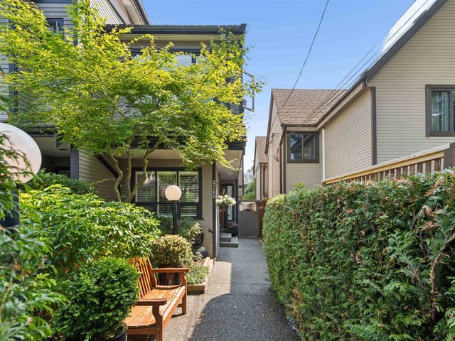 1/2 Duplex for sale in Vancouver, Vancouver West, 2760 W 2nd Avenue, 263176941 | Realtylink.org