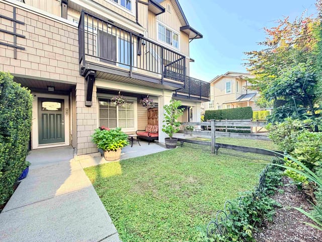 Townhouse for sale in Surrey, South Surrey White Rock, 40 2450 161a Street, 263176957 | Realtylink.org