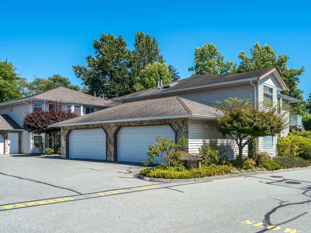 Townhouse for sale in Surrey, Surrey, 203 6875 121 Street, 263177003 | Realtylink.org
