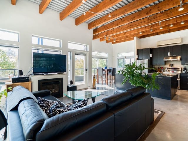Apartment for sale in North Vancouver, North Vancouver, 301 1075 W 1st Street, 263177053 | Realtylink.org