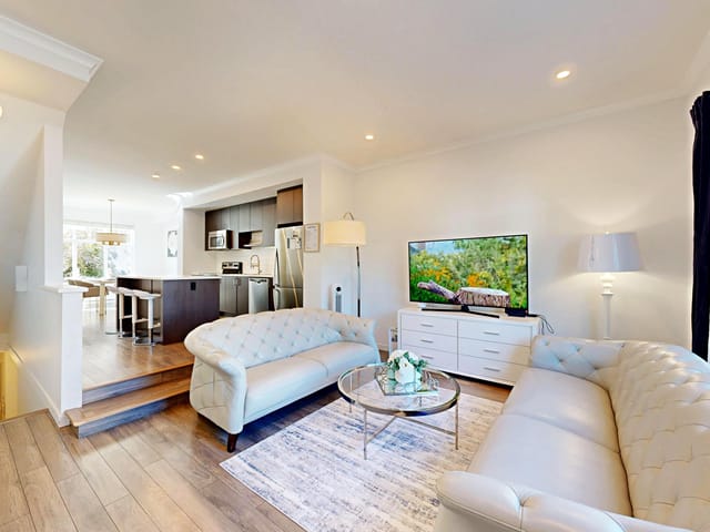 Townhouse for sale in Surrey, North Surrey, 130 15230 Guildford Drive, 263177068 | Realtylink.org