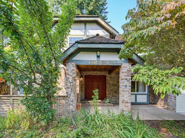 House for sale in Surrey, South Surrey White Rock, 13521 19 Avenue, 263177207 | Realtylink.org