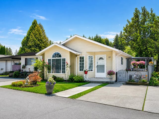 Manufactured Home for sale in Langley, Langley, 13 9080 198 Street, 263177220 | Realtylink.org