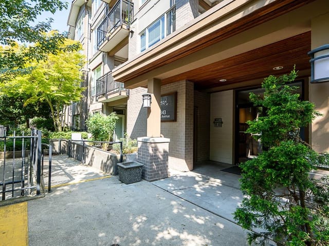 Apartment for sale in Port Coquitlam, Port Coquitlam, 201 2343 Atkins Avenue, 263177502 | Realtylink.org