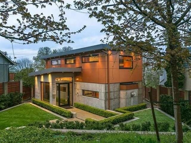House for sale in Burnaby, Burnaby North, 7317 Barnet Road, 263177554 | Realtylink.org