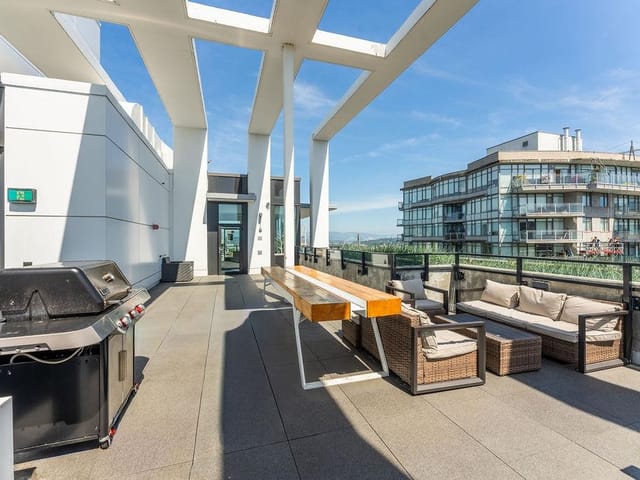 Apartment for sale in New Westminster, New Westminster, 2402 823 Carnarvon Street, 263177594 | Realtylink.org