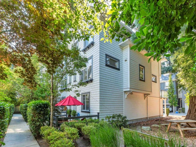 Townhouse for sale in Surrey, South Surrey White Rock, 14 277 171 Street, 263177618 | Realtylink.org