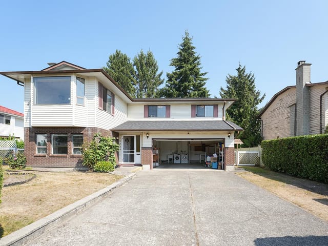 House for sale in Surrey, Surrey, 15309 95a Avenue, 263177762 | Realtylink.org