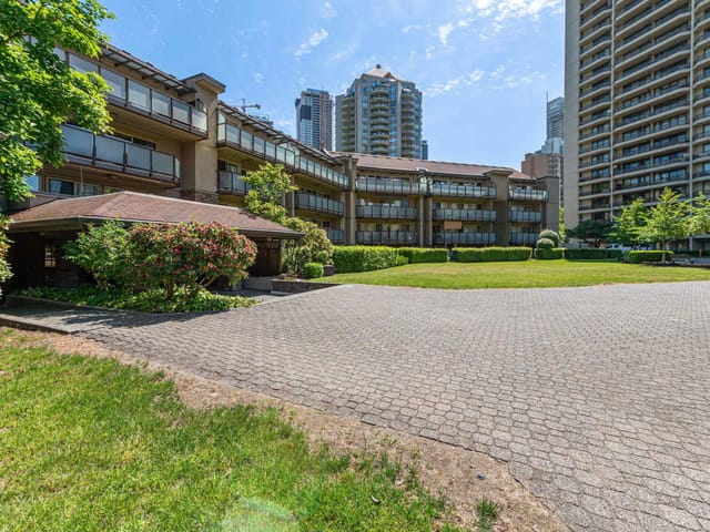 Apartment for sale in Burnaby, Burnaby North, 215 4373 Halifax Street, 263177787 | Realtylink.org
