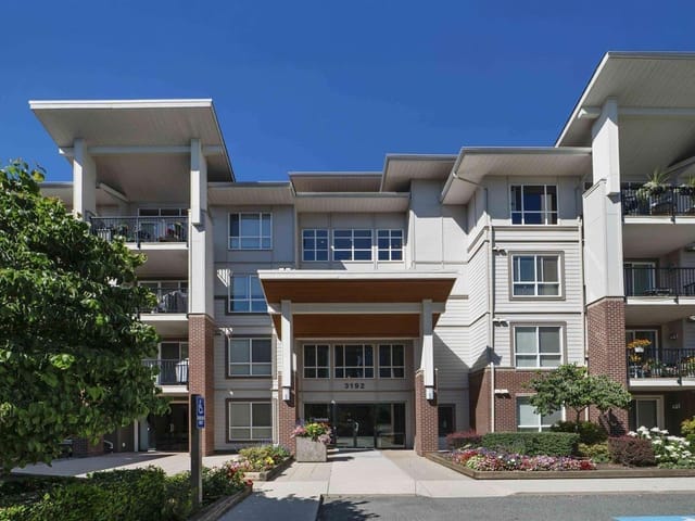 Apartment for sale in Abbotsford, Abbotsford, 316 3192 Gladwin Road, 263177790 | Realtylink.org