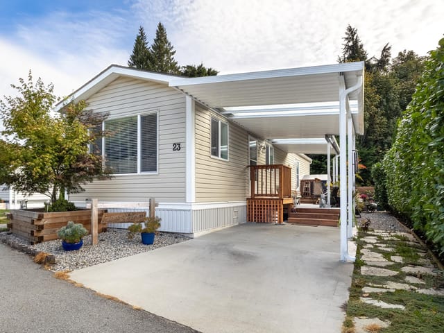 Manufactured Home for sale in Sechelt, Sunshine Coast, 23 4496 Sunshine Coast Highway, 263177792 | Realtylink.org