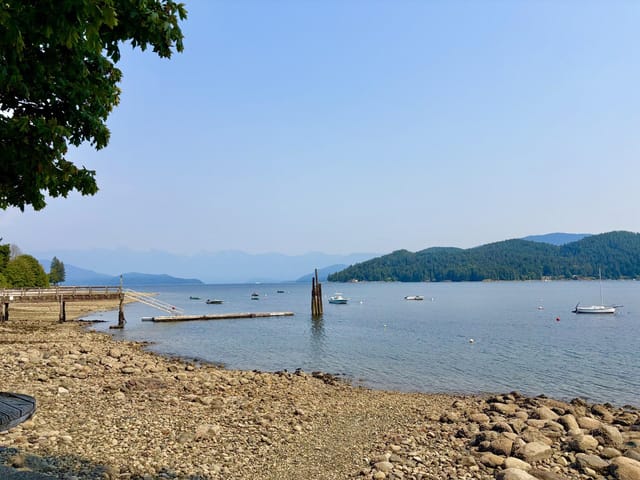 House for sale in Gibsons, Sunshine Coast, 784 Marine Drive, 263177822 | Realtylink.org