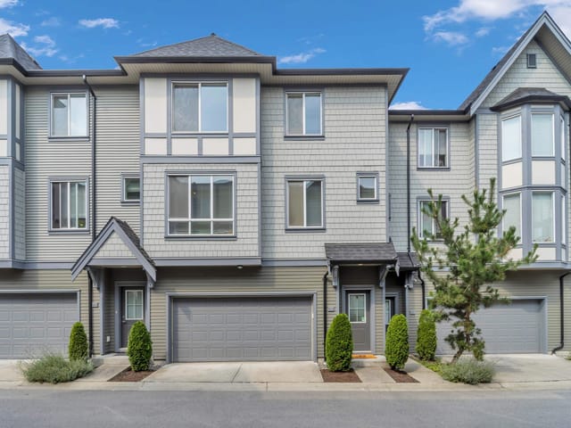 Townhouse for sale in Langley, Langley, 100 8138 204 Street, 263177842 | Realtylink.org