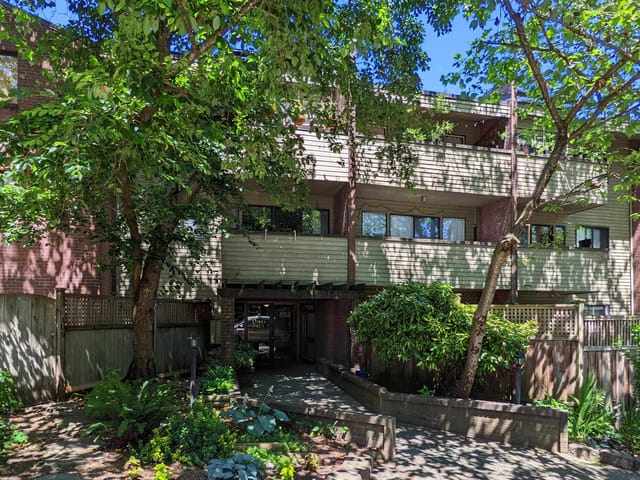Apartment for sale in Vancouver, Vancouver East, 111 853 E 7th Avenue, 263177900 | Realtylink.org
