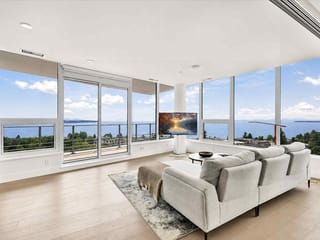 Apartment for sale in White Rock, South Surrey White Rock, 905 1342 Johnston Road, 263177901 | Realtylink.org