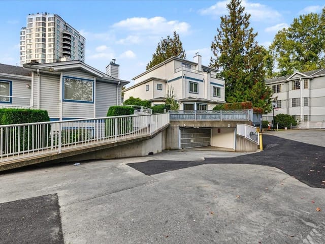 Townhouse for sale in Surrey, North Surrey, 201 13863 100 Avenue, 263177952 | Realtylink.org