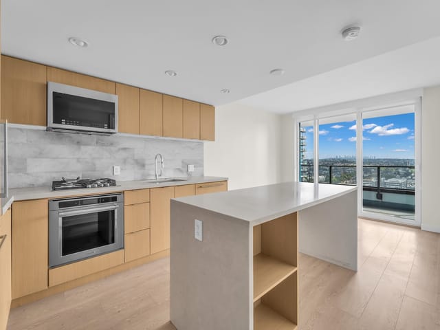 Apartment for sale in Vancouver, Vancouver West, 2405 8189 Cambie Street, 263177956 | Realtylink.org