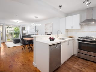 Apartment for sale in Coquitlam, Coquitlam, 301 2958 Silver Springs Boulevard, 263178002 | Realtylink.org
