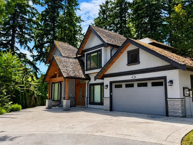 House for sale in Surrey, South Surrey White Rock, 13842 17a Avenue, 263178030 | Realtylink.org