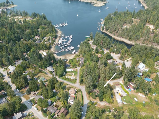 House for sale in Madeira Park, Sunshine Coast, 13032 Narrows Road, 263178050 | Realtylink.org