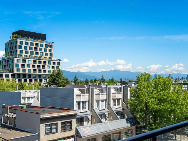 Apartment for sale in Vancouver, Vancouver West, 302 3788 W 10th Avenue, 263178053 | Realtylink.org