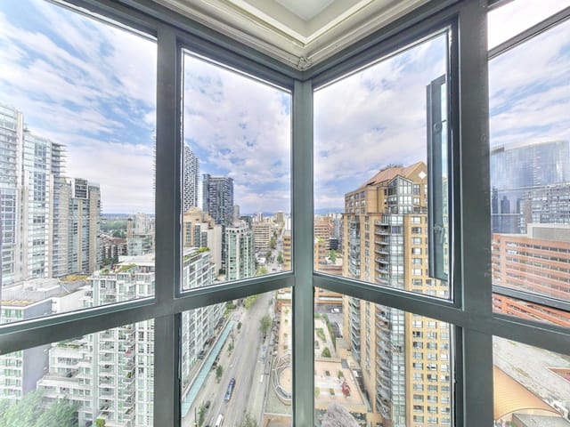 Apartment for sale in Vancouver, Vancouver West, 2501 1188 Howe Street, 263178088 | Realtylink.org
