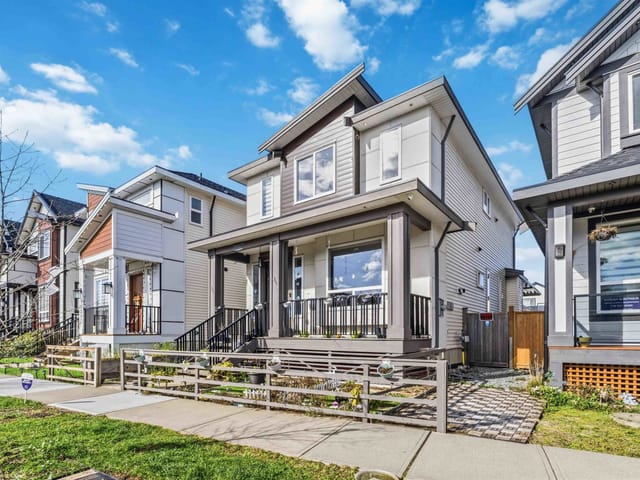 House for sale in Surrey, Cloverdale, 19247 71 Avenue, 263178293 | Realtylink.org