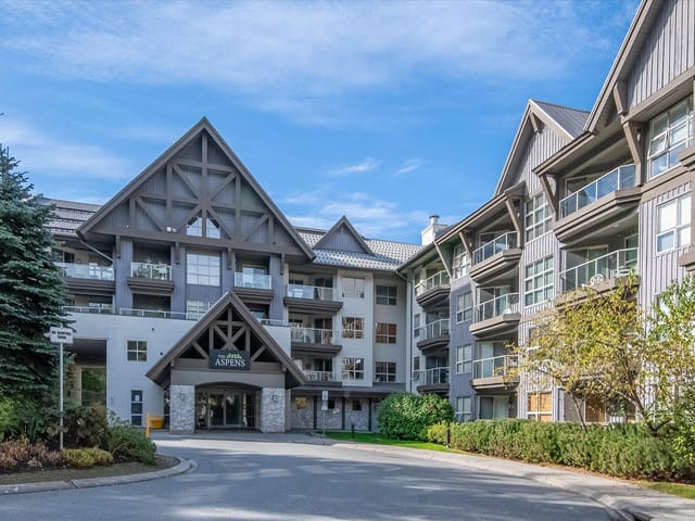 Apartment for sale in Whistler, Whistler, 345 4800 Spearhead Drive, 263178372 | Realtylink.org