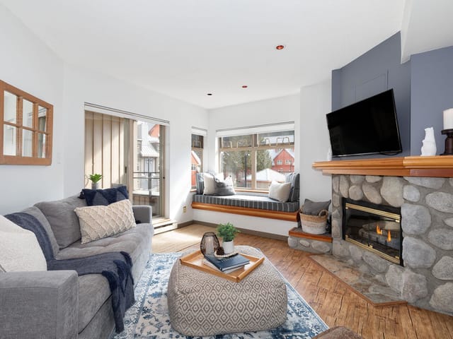 Apartment for sale in Whistler, Whistler, 212 2050 Lake Placid Road, 263178427 | Realtylink.org