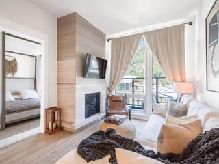 Apartment for sale in West Vancouver, West Vancouver, 408 6687 Nelson Avenue, 263178429 | Realtylink.org