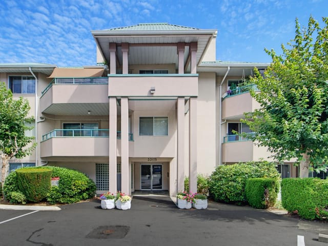 Apartment for sale in Abbotsford, Abbotsford, 125 33175 Old Yale Road, 263178440 | Realtylink.org