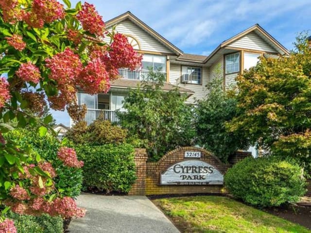 Apartment for sale in Abbotsford, Abbotsford, 102 32145 Old Yale Road, 263178466 | Realtylink.org