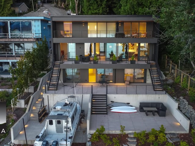House for rent in West Vancouver, West Vancouver, Main 8885 Lawrence Way, 263178559 | Realtylink.org