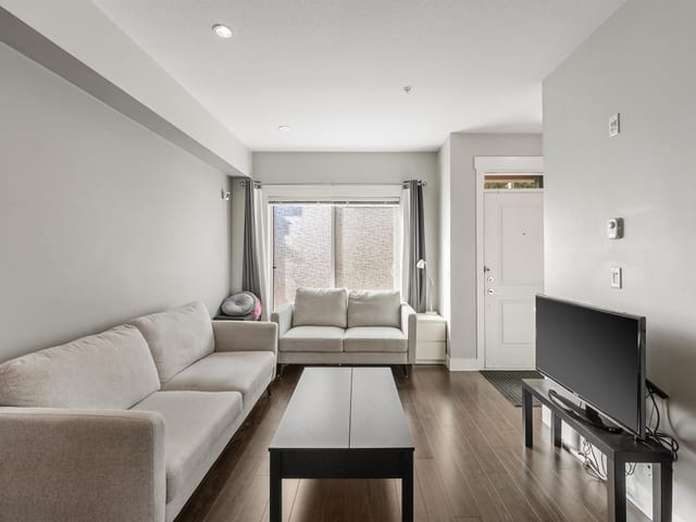 Townhouse for sale in New Westminster, New Westminster, 1 838 Royal Avenue, 263178575 | Realtylink.org