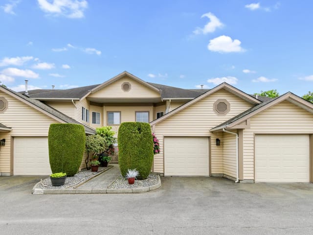Townhouse for sale in Surrey, Cloverdale, 8 6140 192 Street, 263178602 | Realtylink.org