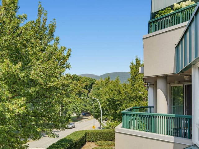 Apartment for sale in Port Coquitlam, Port Coquitlam, A304 2099 Lougheed Highway, 263178675 | Realtylink.org