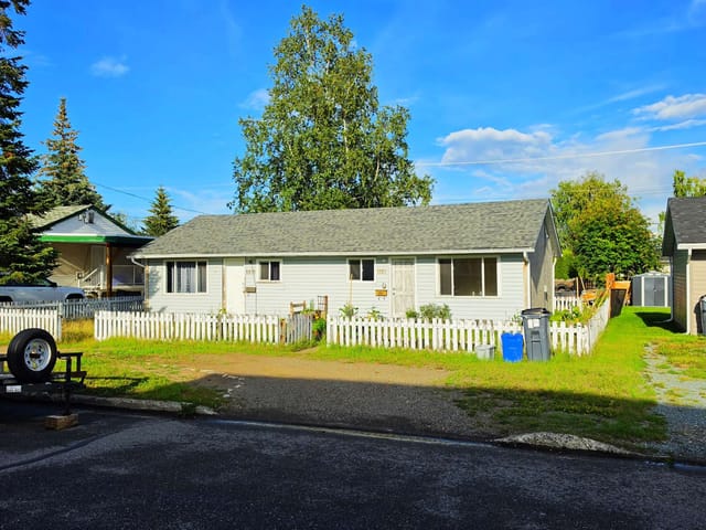 Duplex for sale in Prince George, PG City Central, 1110 Freeman Street, 263178704 | Realtylink.org