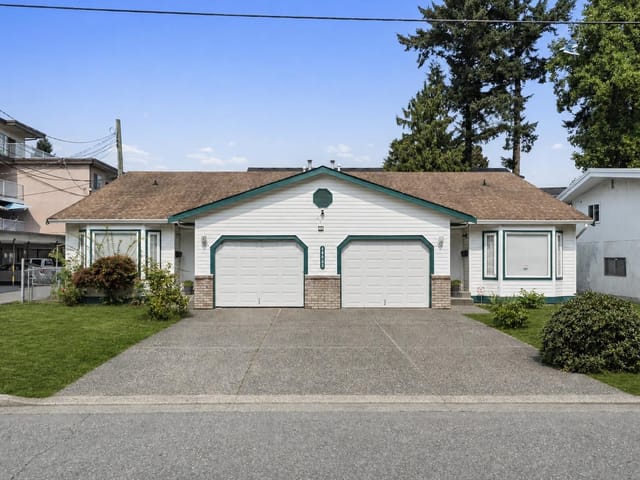 Duplex for sale in Chilliwack, Chilliwack, 1&2 46043 Mellard Avenue, 263178717 | Realtylink.org