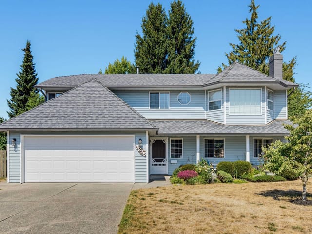 House for sale in Surrey, Surrey, 9275 155 Street, 263178723 | Realtylink.org